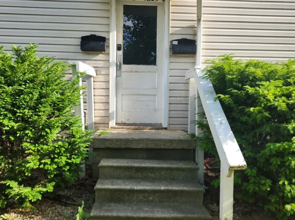 1205 1/2 Brown St #1205-1/2, Lafayette, IN 47904