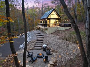 15693 Rocky Fork Rd, Rockbridge, OH 43149