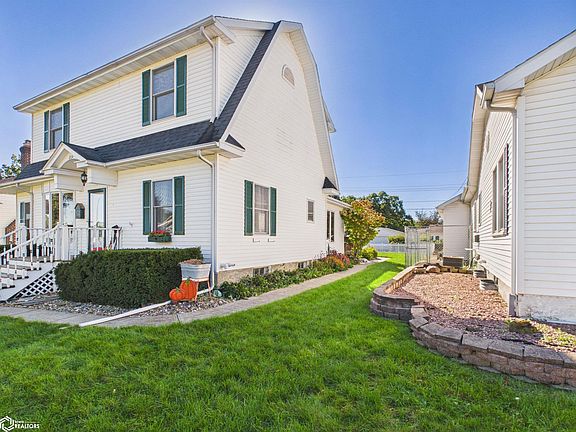 3rd image of 204 Vogel Ave