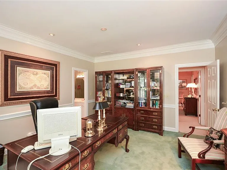 1640 Lazy River Ln — Photo 65