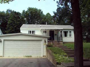 2950 E Wood St, Decatur, IL 62521