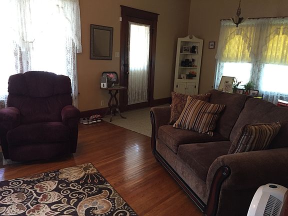 Formal Living Room 