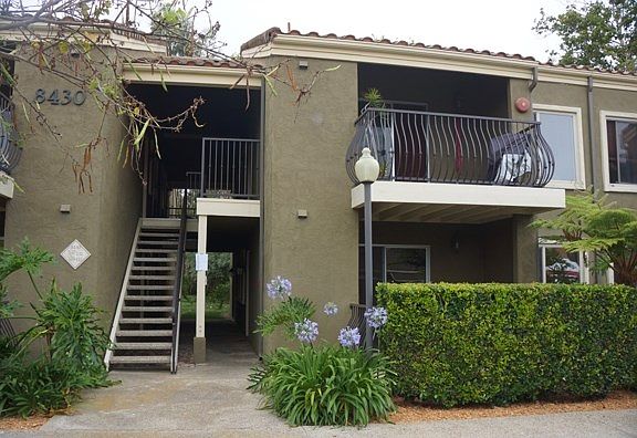 2nd image of 8430 Via Mallorca Unit 210