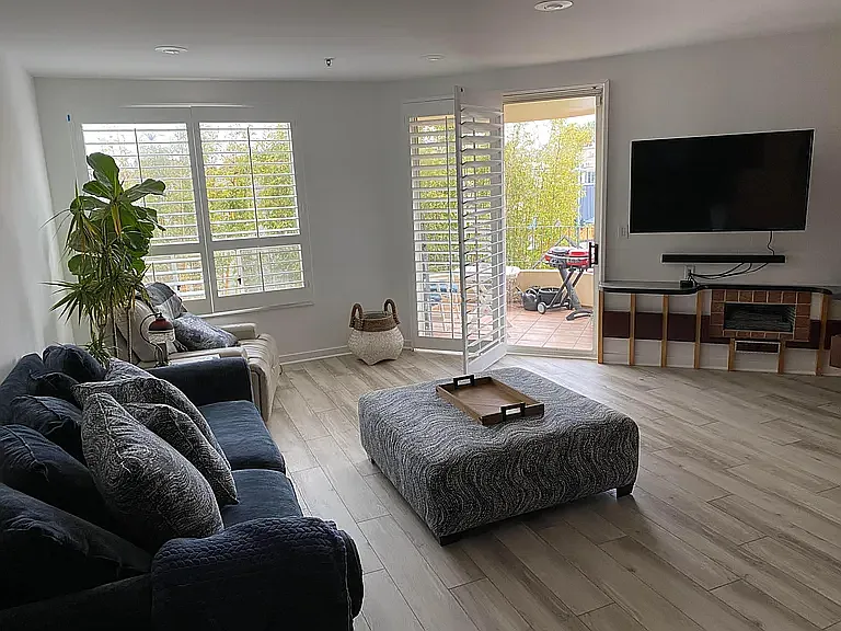 2 bed, 1188 sqft, $4,950 — Photo 1