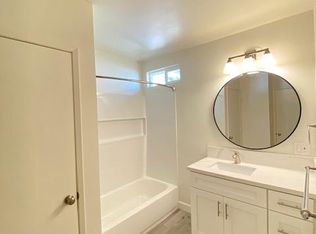 2625 Silver Ridge Ave, Los Angeles, CA 90039