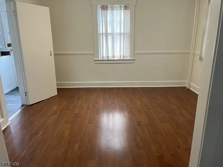 5 Summit Ave — Photo 8