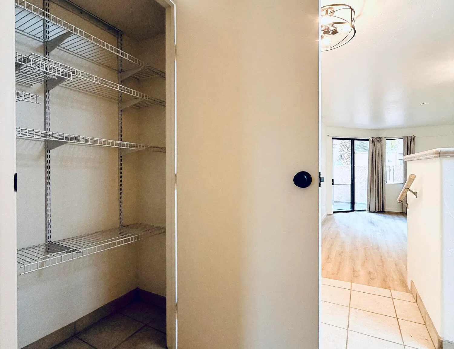 2 bed, 2.0 bath, 1125 sqft, $1,600 — Photo 4