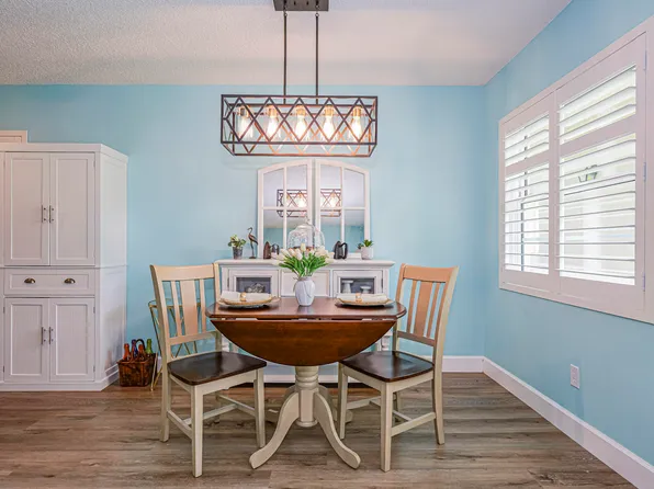28 Vista Gardens Trail #105, Vero Beach, FL 32962