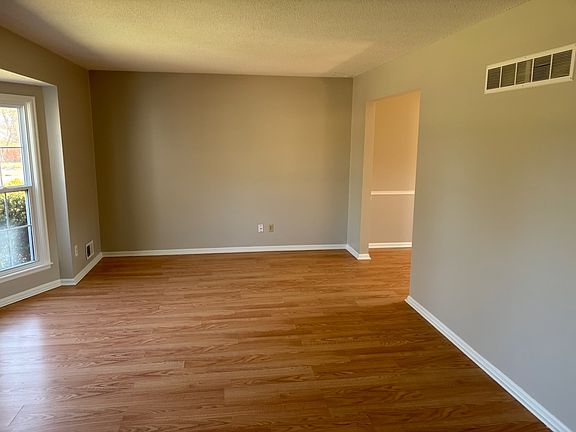 2nd image of 8801 W 95th Ter