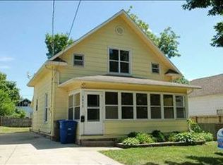 3015 Wright St, Des Moines, IA 50316