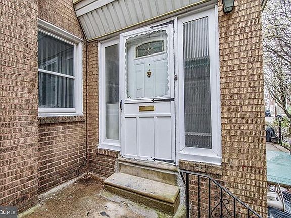 3rd image of 5782 Haddington Ln