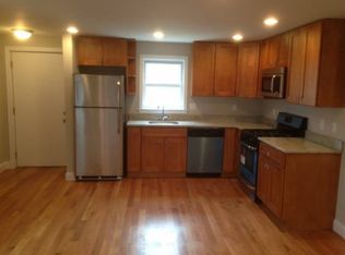 185 Bussey St APT 4, Dedham, MA 02026