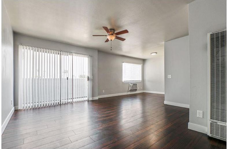 1st image of 639 N Alexandria Ave #2