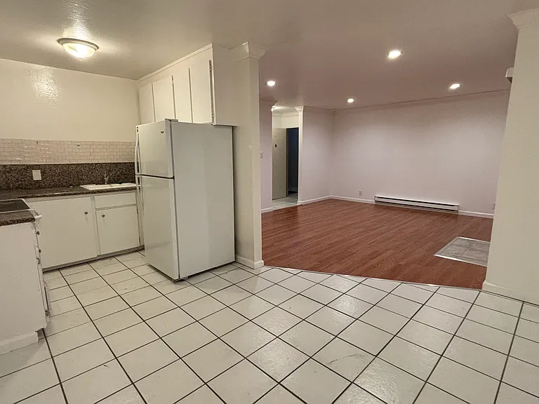 85 Kent Ct #21 — Photo 6