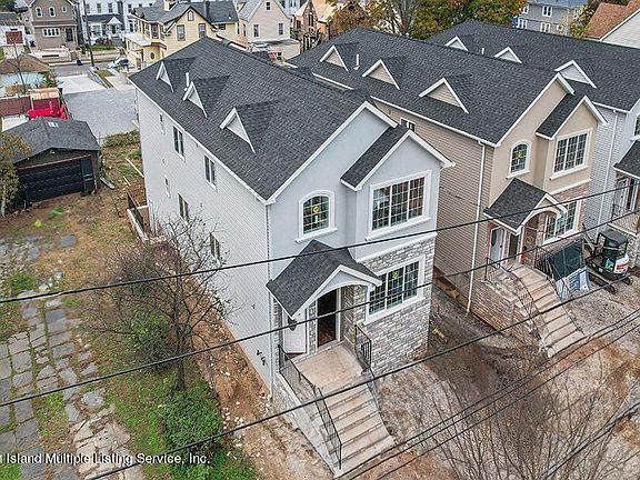 3rd image of 122 Taylor St