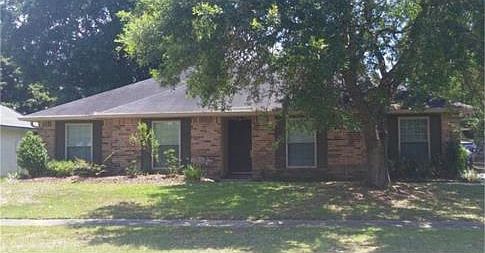 2nd image of 427 Candlewood Dr
