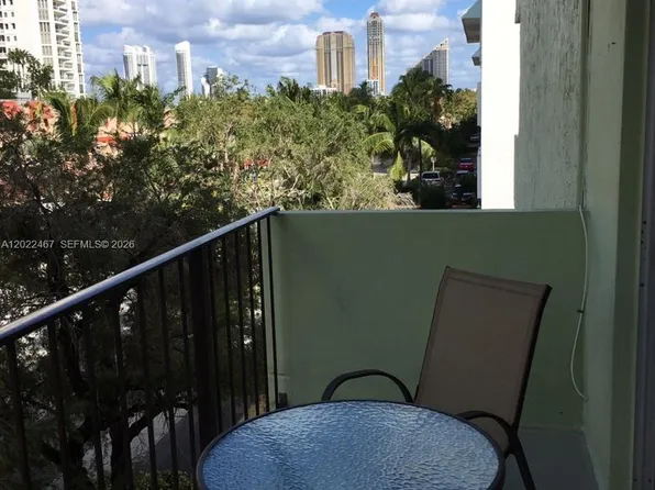 3642 NE 171st St, North Miami Beach, FL