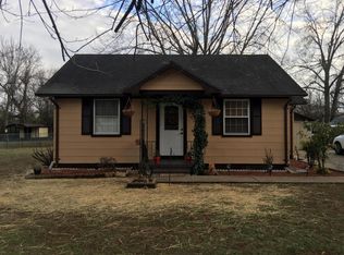 1004 Fair Dr, Knoxville, TN 37912