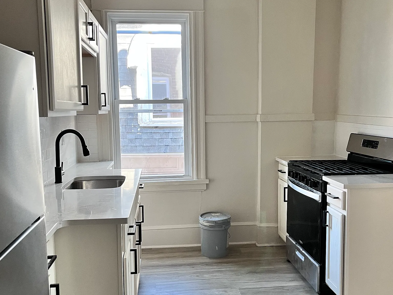 2 bed, $1,800 — Photo 4