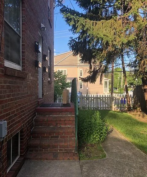 1048 N Danville St #B — Photo 13