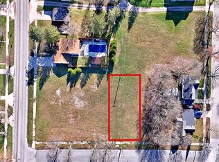 Delmar St, Cadillac, MI 49601