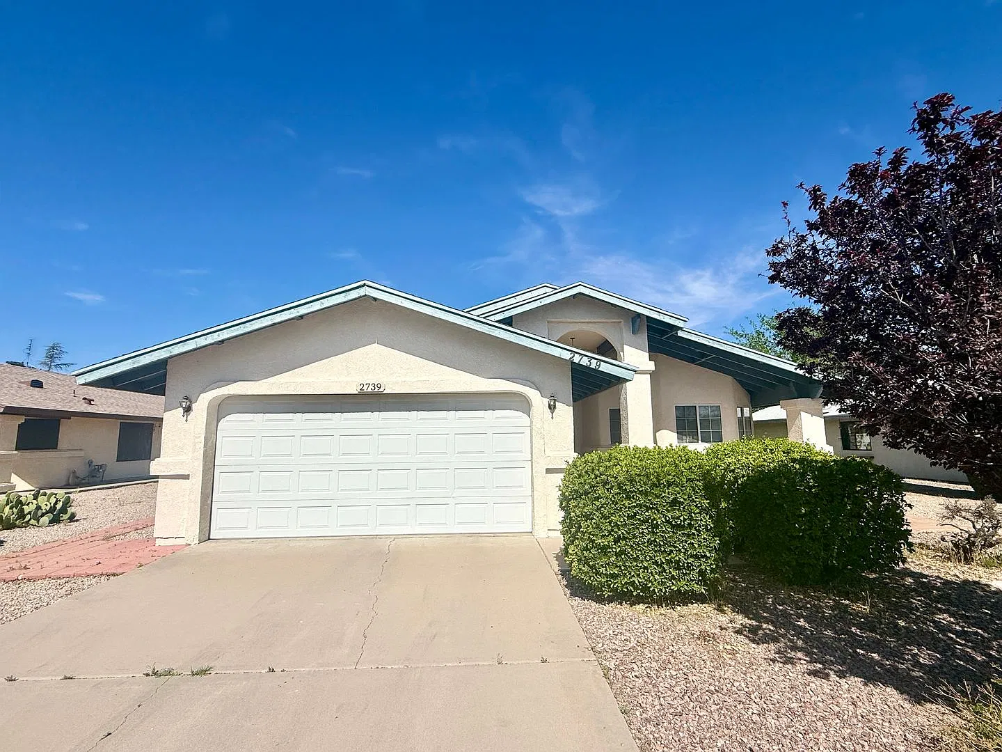 Spacious 3BR Cul-de-Sac Home with Bonus Room, New Carpet & Split Floor Plan! — Photo 1