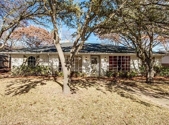 2nd image of 9129 Drumcliffe Ln