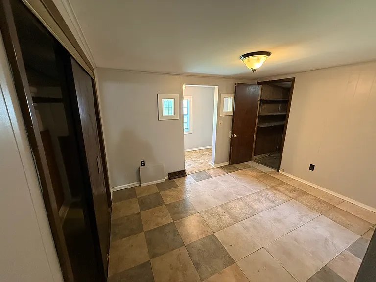 5138 Parkview Ave — Photo 9
