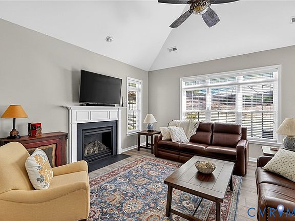 3rd image of 5201 Creek Heights Dr
