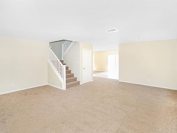 3rd image of 1514 Holguin St