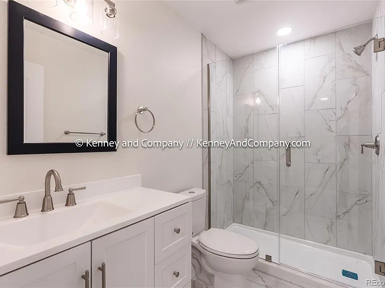 109 Cantril St — Photo 23