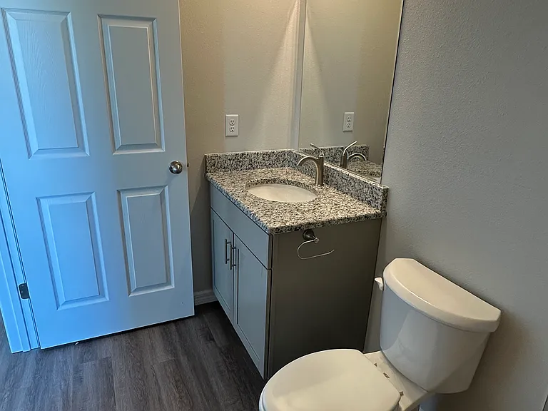 4407 E Ravenna St — Photo 23