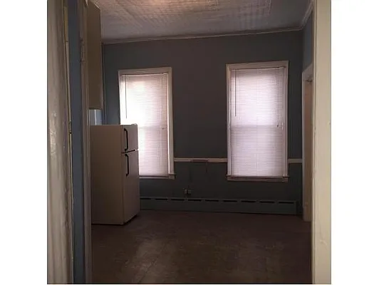 Sold by Remax Real Estate Professionals | media 17