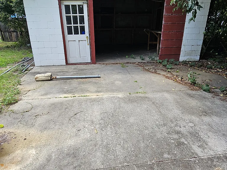 406 Avon Rd — Photo 17