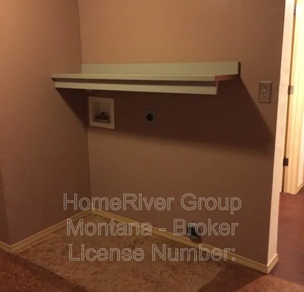 516 Connor Ct — Photo 18