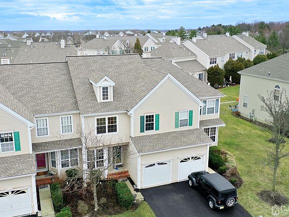 2nd image of 53 Woods Edge Ct #505