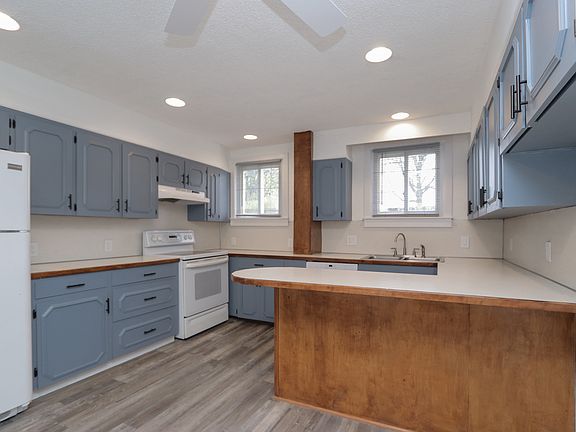 5th image of 13 Lamb St #1