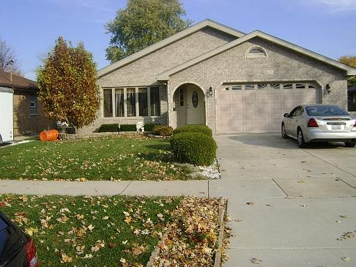 1st image of 8431 Newland Ave