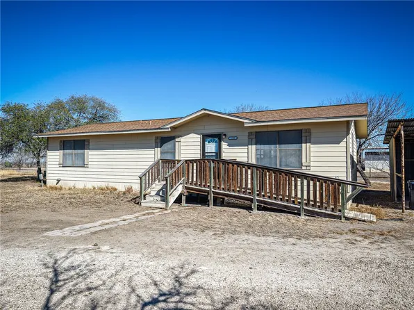 180 Recreation Rd #8, Calliham, TX 78007