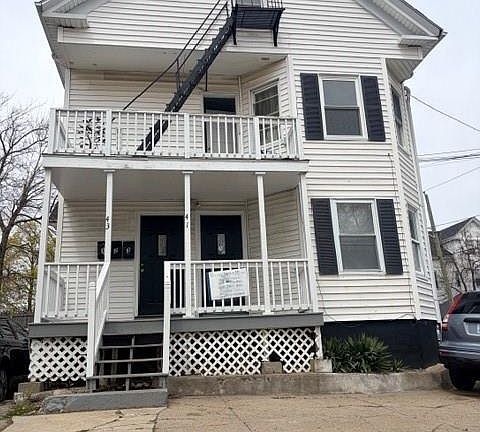 2nd image of 41 Carter St