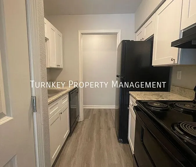 8906 Morris Manor Dr #4 — Photo 5
