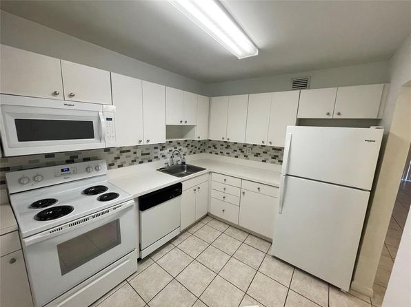 7440 Miami Lakes Dr #4