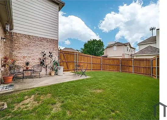 1605 Oak Brook Ln — Photo 34