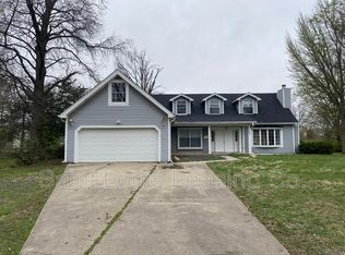 125 Mohan Dr, Florissant, MO 63033