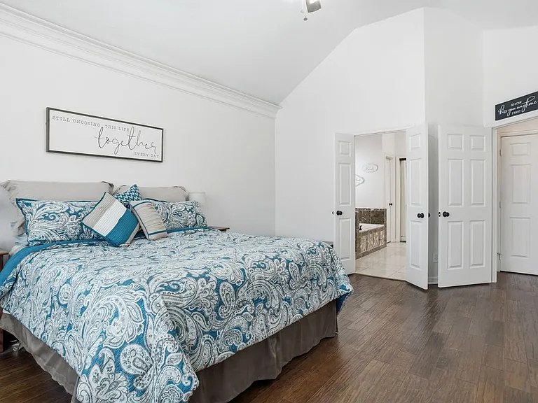 3909 Hogan Manor Dr — Photo 36