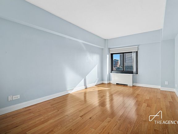 4th image of 11949 Union Tpke APT 12D