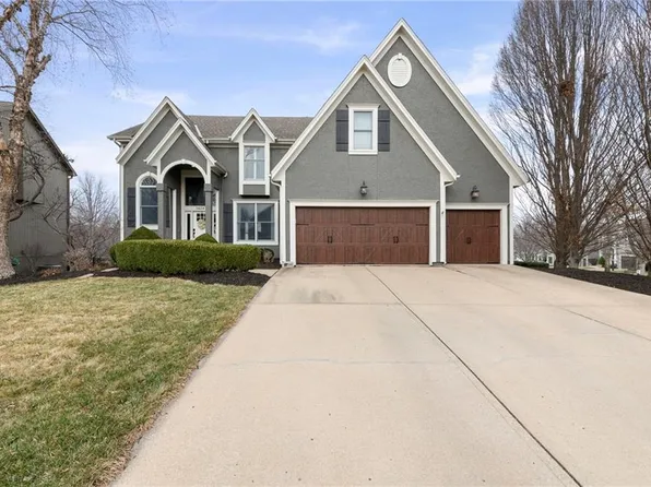 14347 Flint St, Overland Park, KS 66221