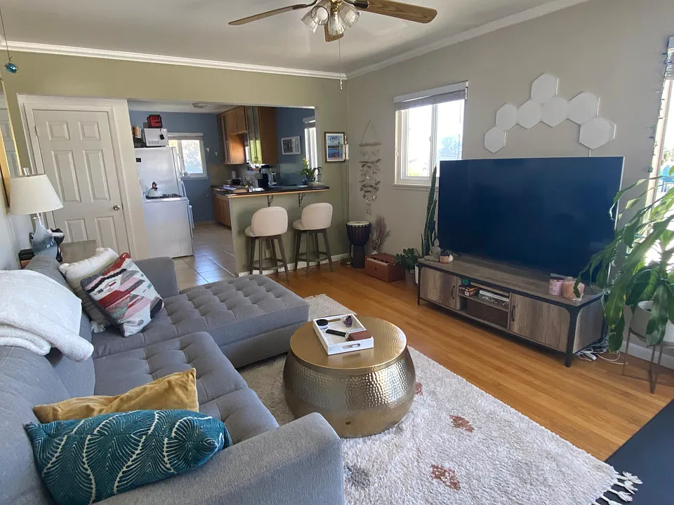 Furnishings not included in rent.