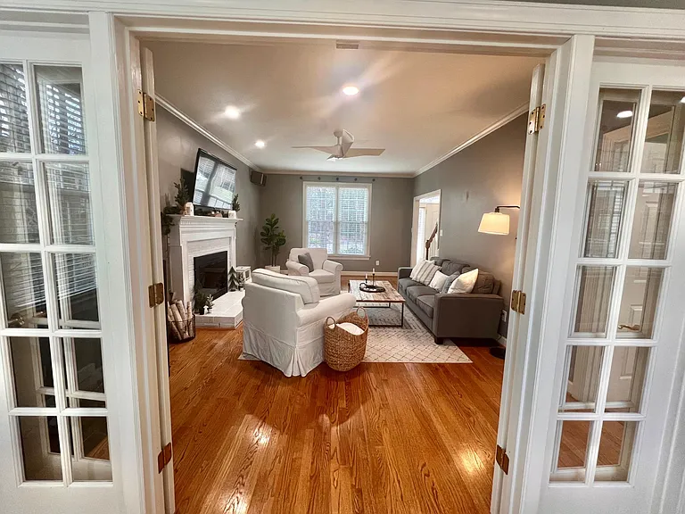 111 Lulworth Ct — Photo 8