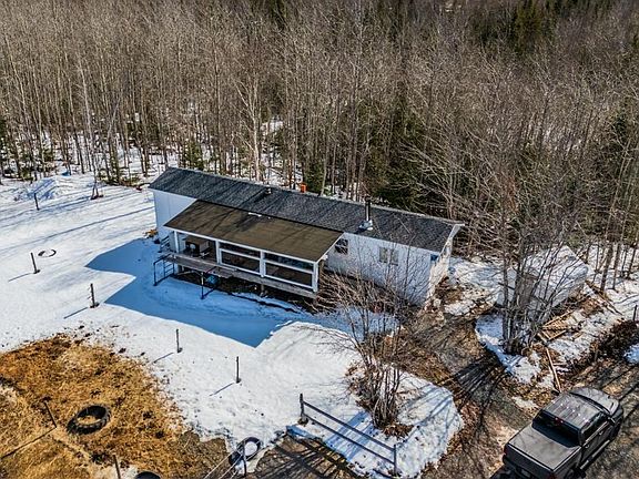 5th image of 1554 Pleasant Valley Rd